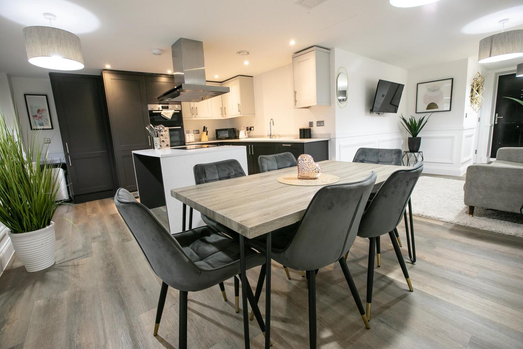 The Burlington Collection Apartment Sheringham Bagian luar foto