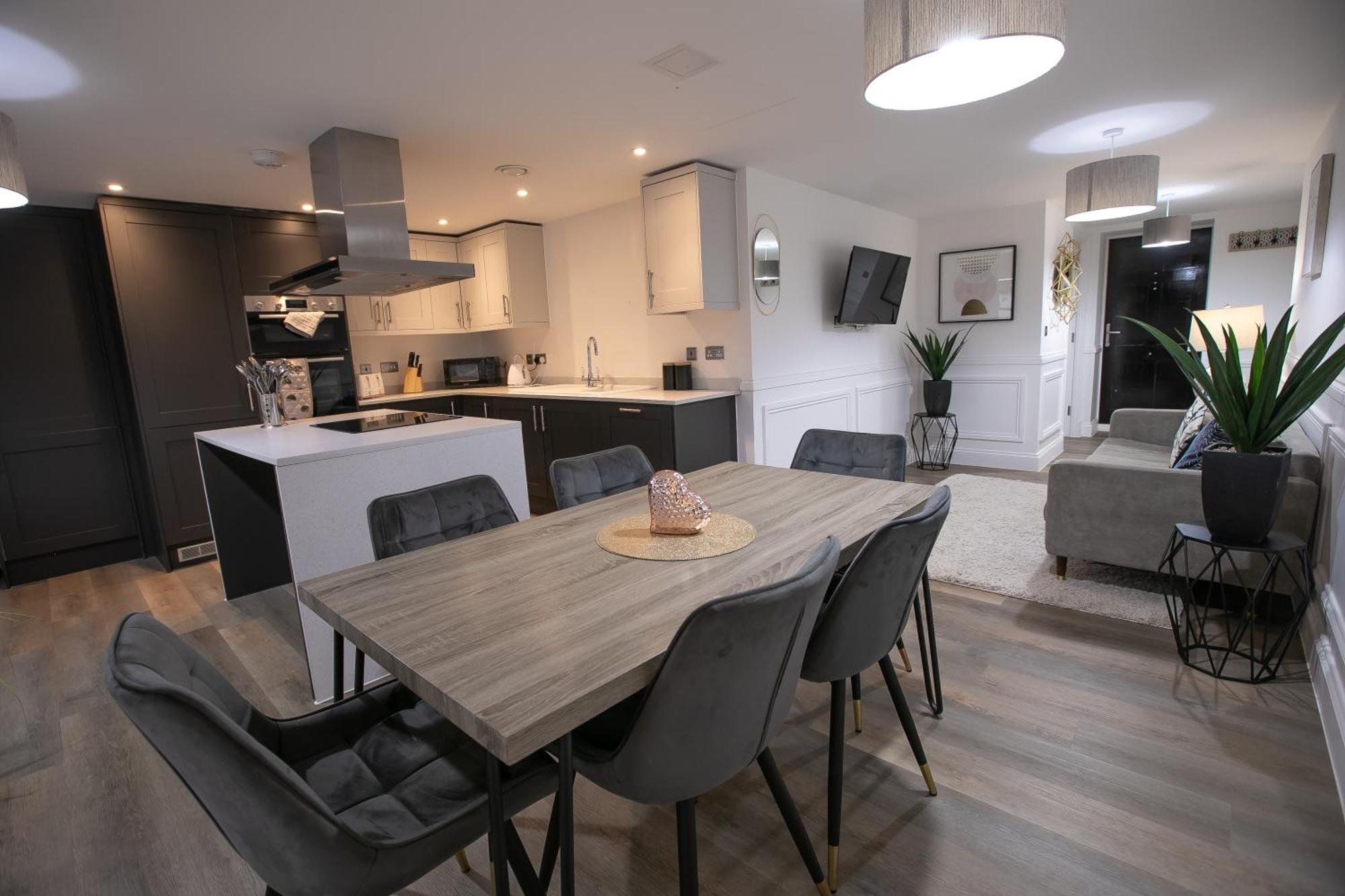 The Burlington Collection Apartment Sheringham Bagian luar foto