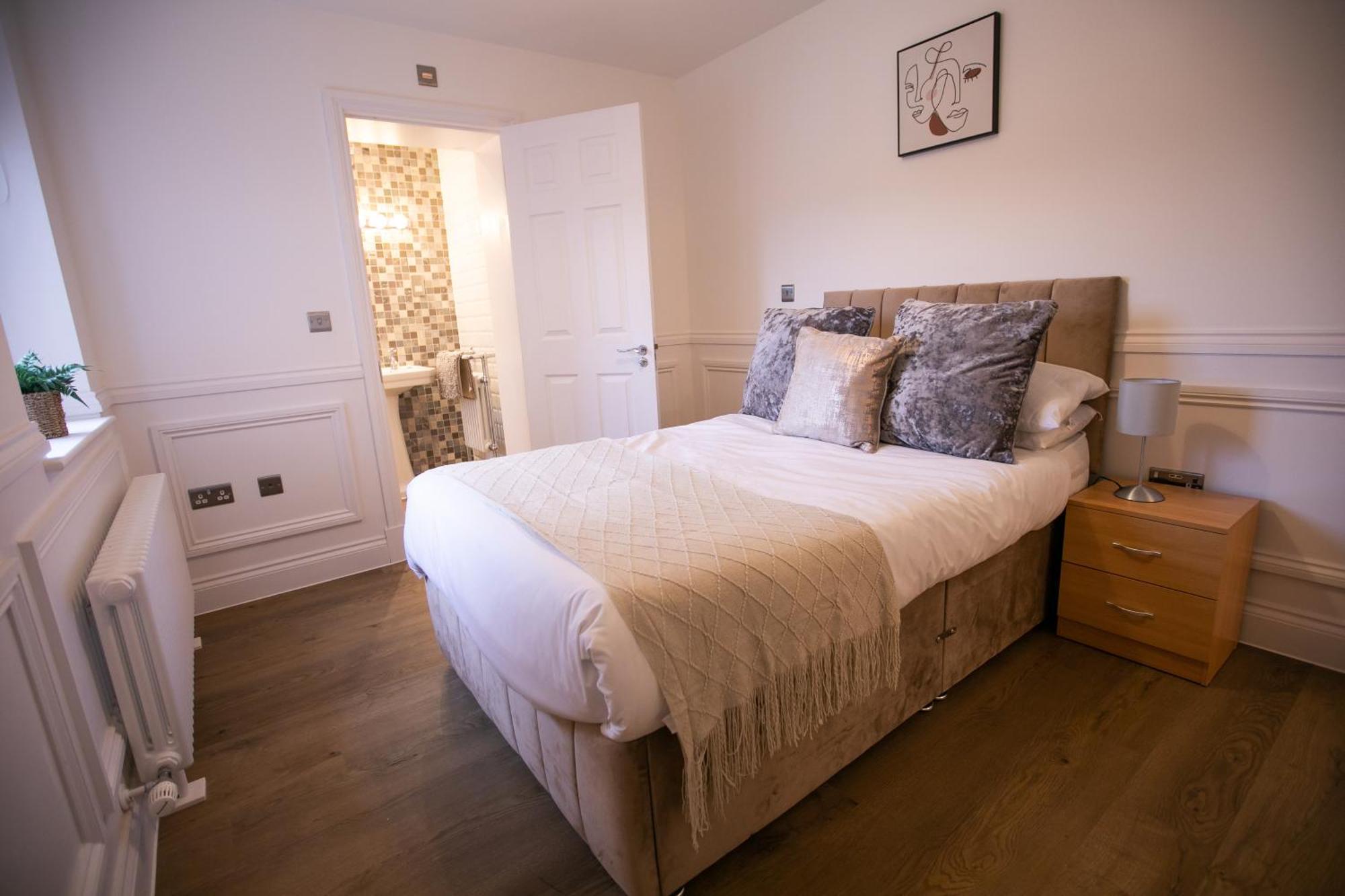 The Burlington Collection Apartment Sheringham Bagian luar foto