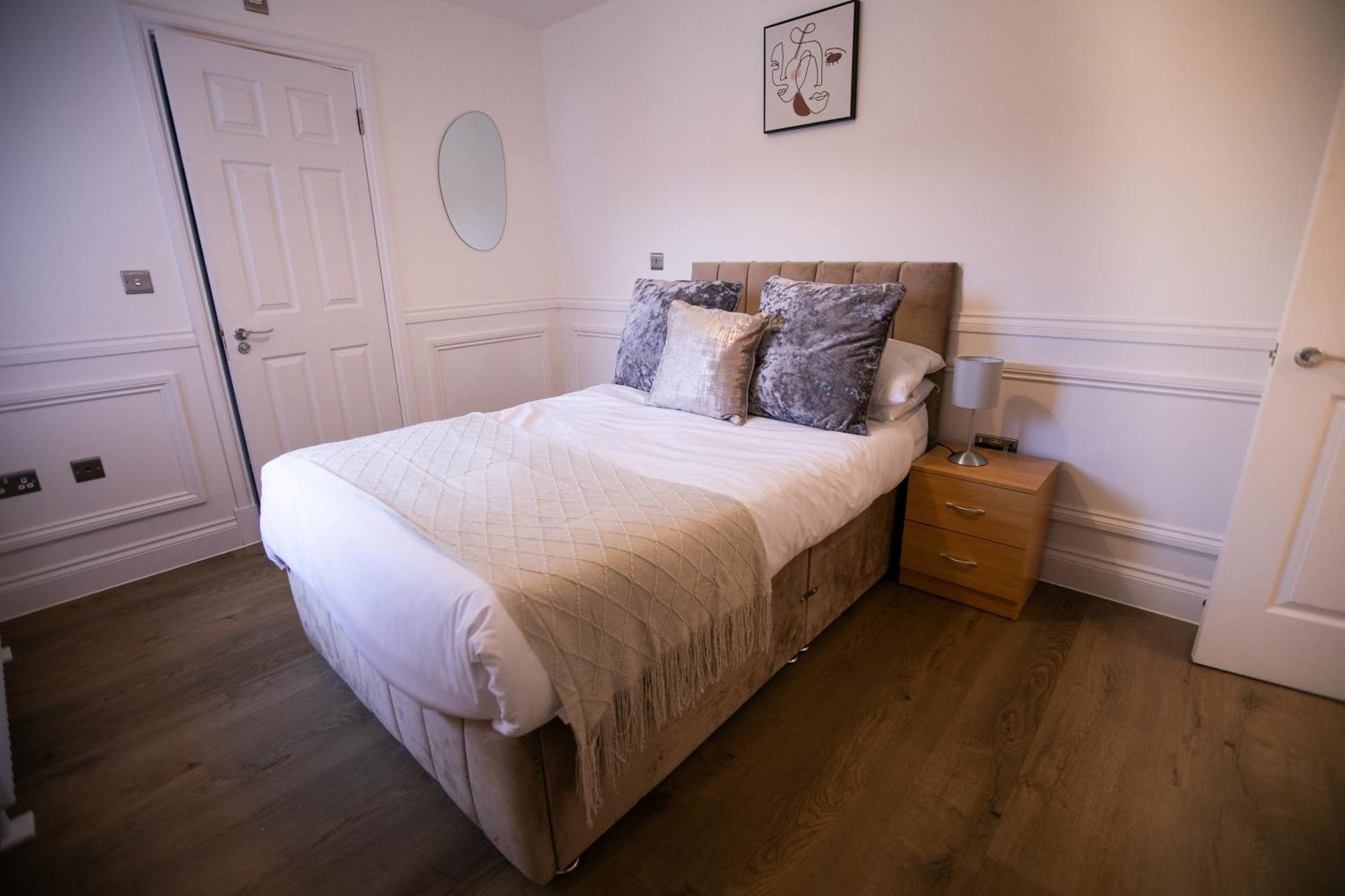 The Burlington Collection Apartment Sheringham Bagian luar foto