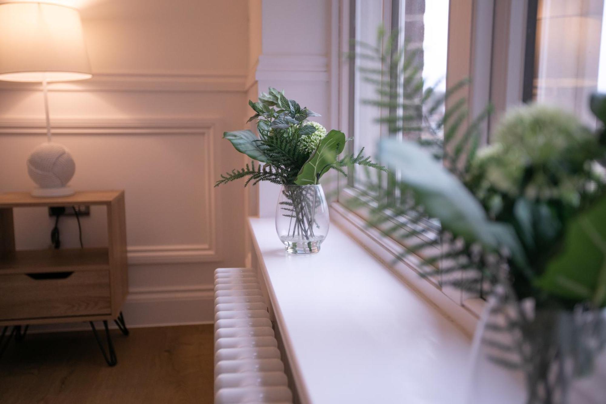 The Burlington Collection Apartment Sheringham Bagian luar foto