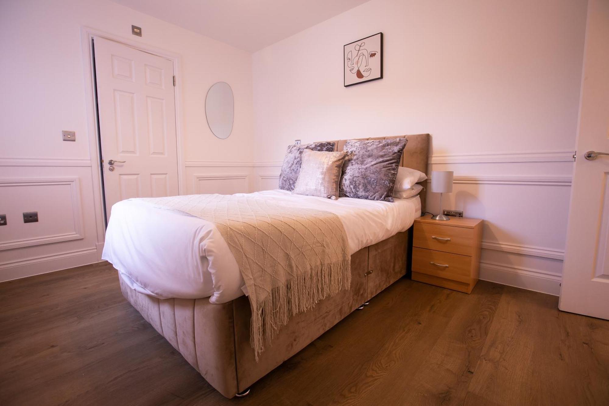 The Burlington Collection Apartment Sheringham Bagian luar foto